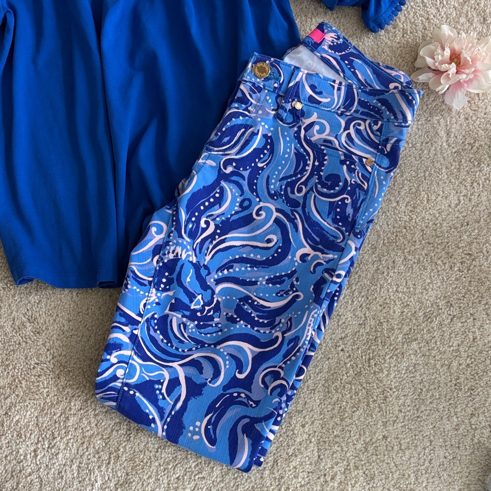 Lilly Pulitzer Blue Patterned Skinny Jeans